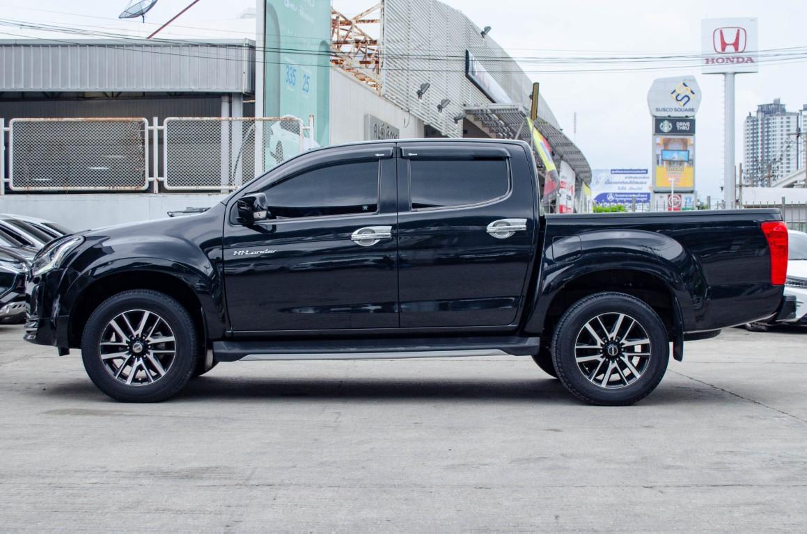 Isuzu Dmax Cab4 Hilander 1.9Z DVD Stealth M/T 2019 *SK1955*